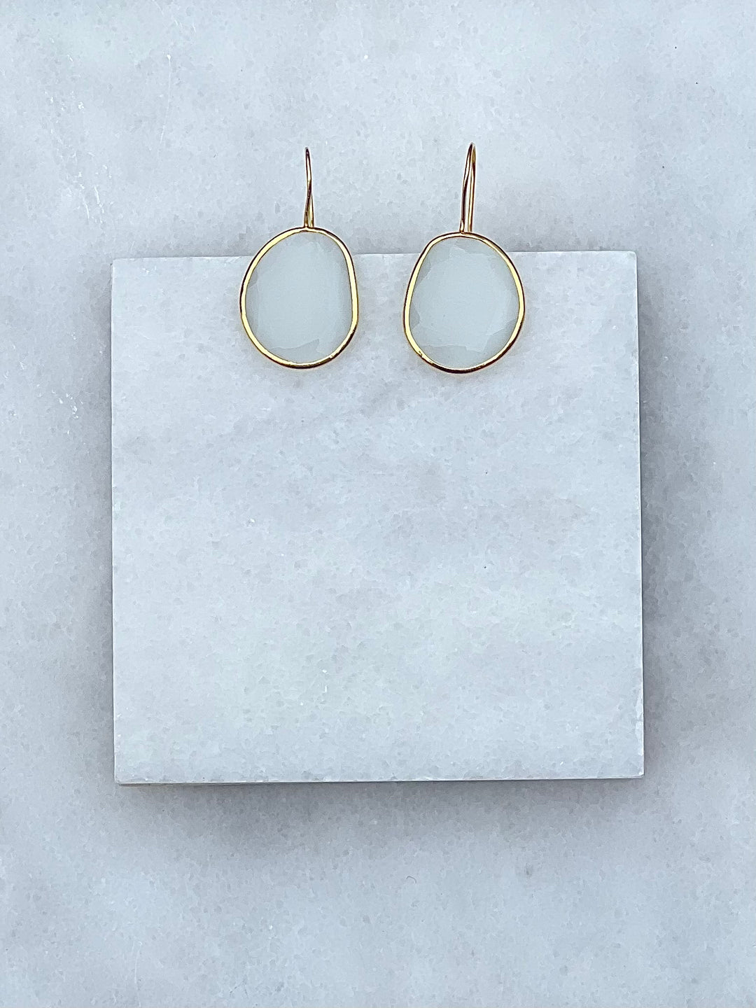 Add details to your wedding outfit with these Gorgeous Bridal Accessories