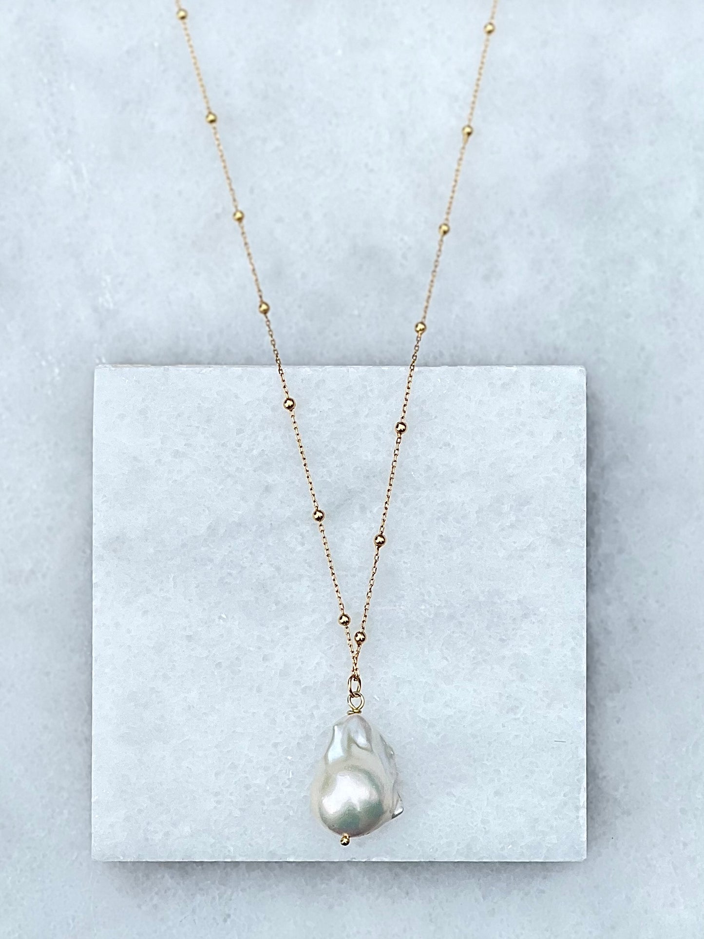 Reina Baroque Pearl