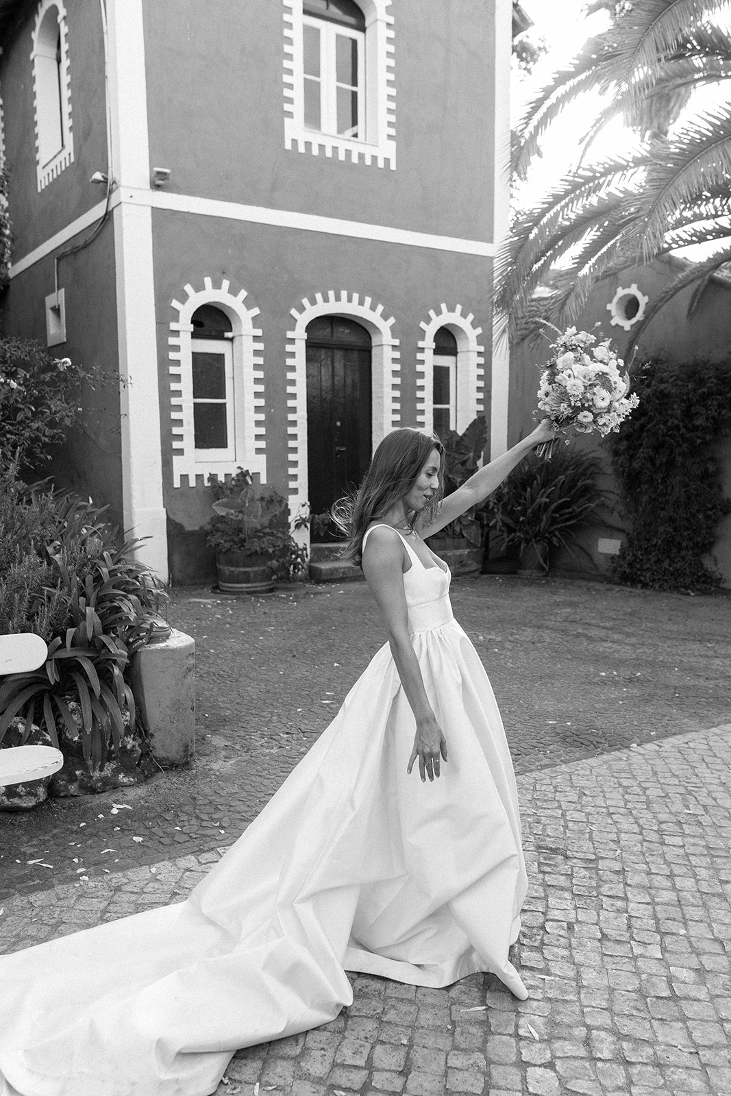 The Ultimate Guide to Renting Your Wedding Dress: A Sustainable and Stylish Choice with P.S. Bridal Rental