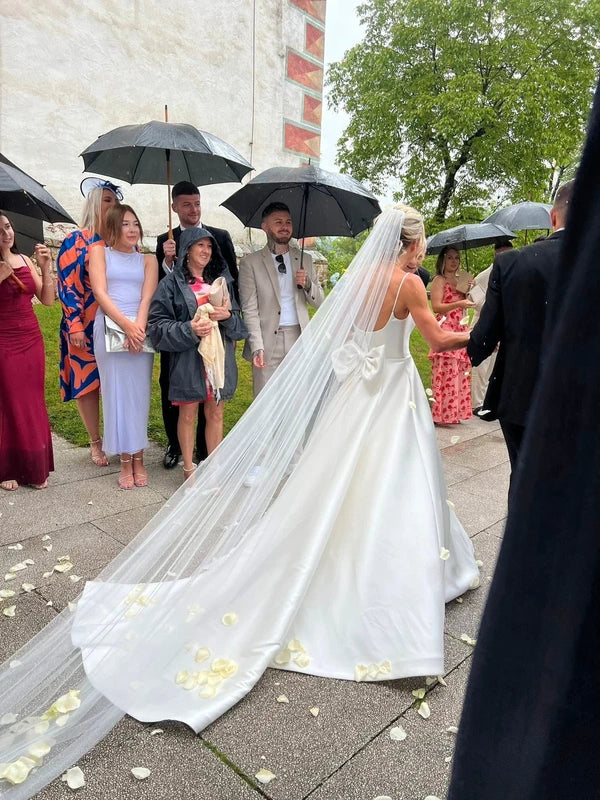 Paper to lace Veil