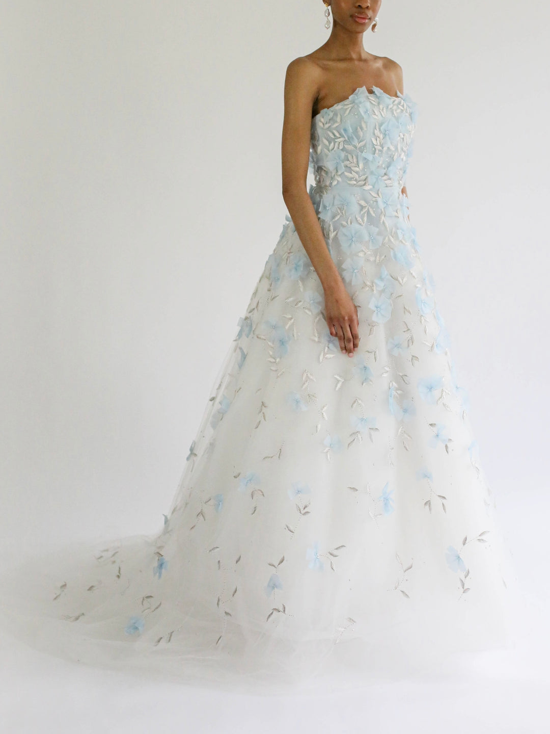 Blue Oscar de la Renta Wedding Gown