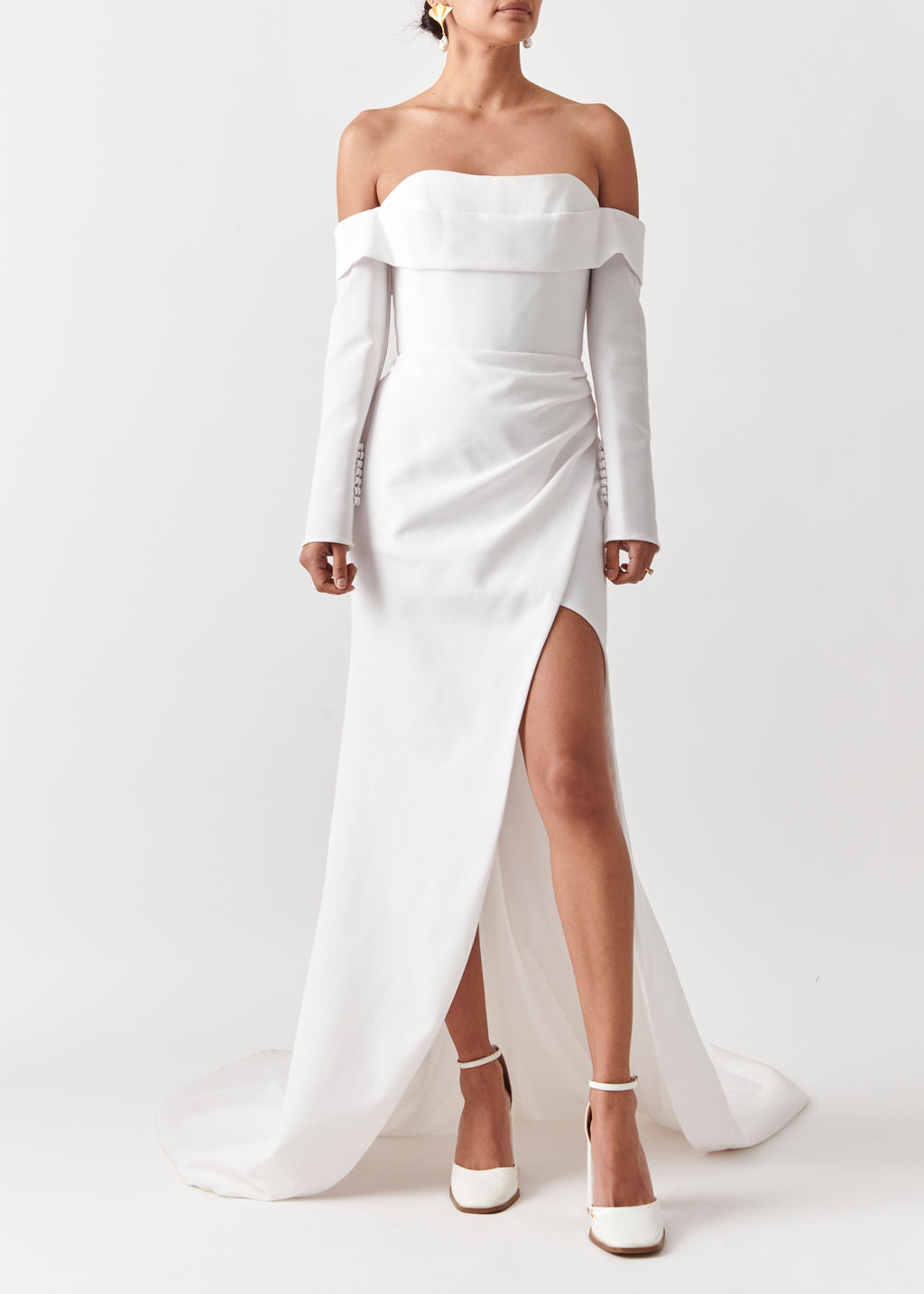 Embrace modern chic in this stunning dress