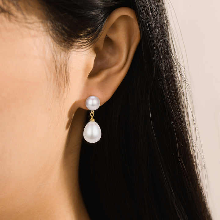 These pearl drop earrings make the perfect bridal accessories