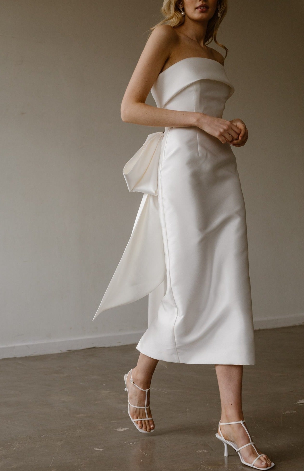 Model Walking in Alexa Midi Dress