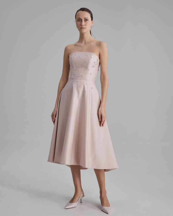 Mia dress & diamonds in nude pink