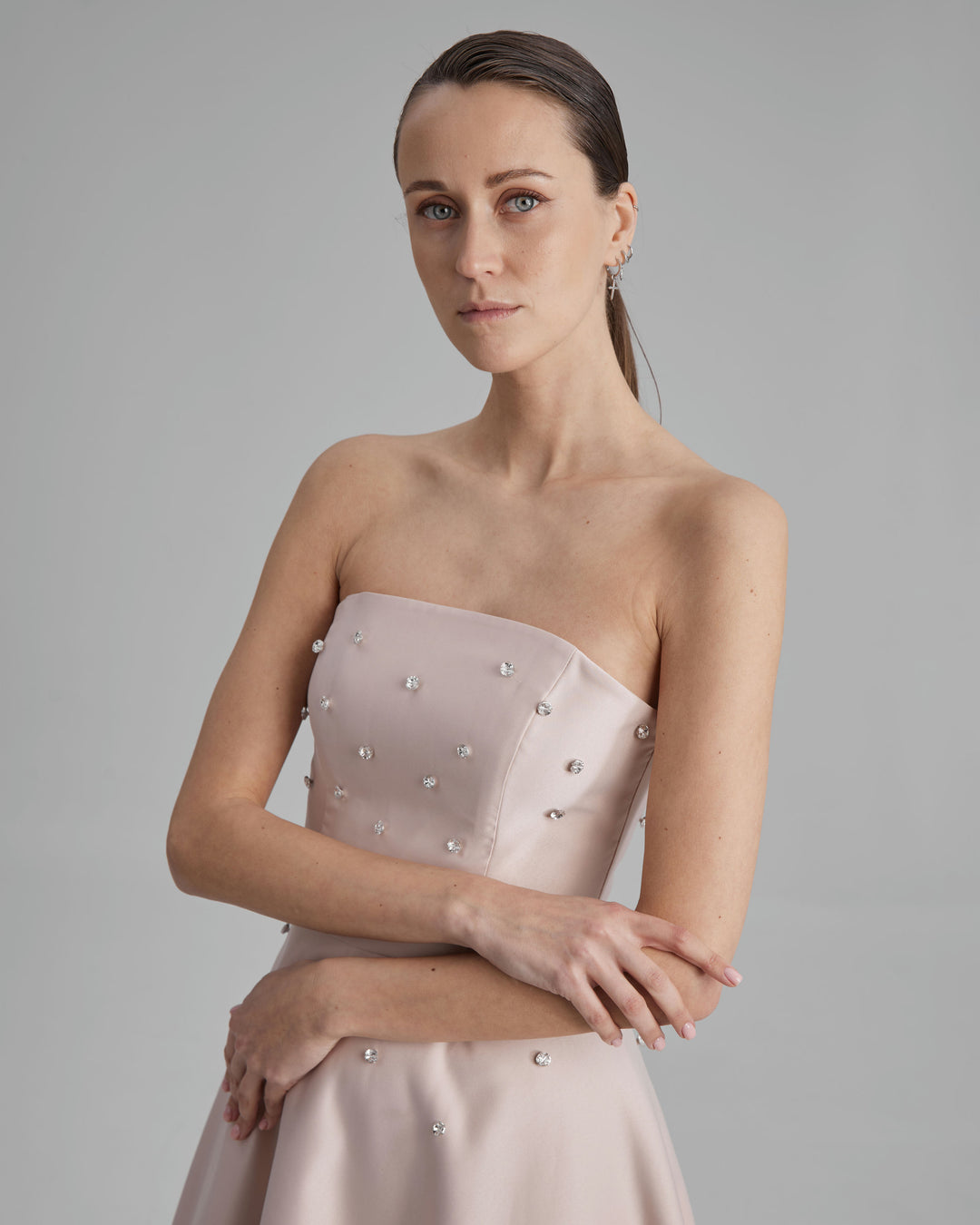 Mia dress & diamonds in nude pink