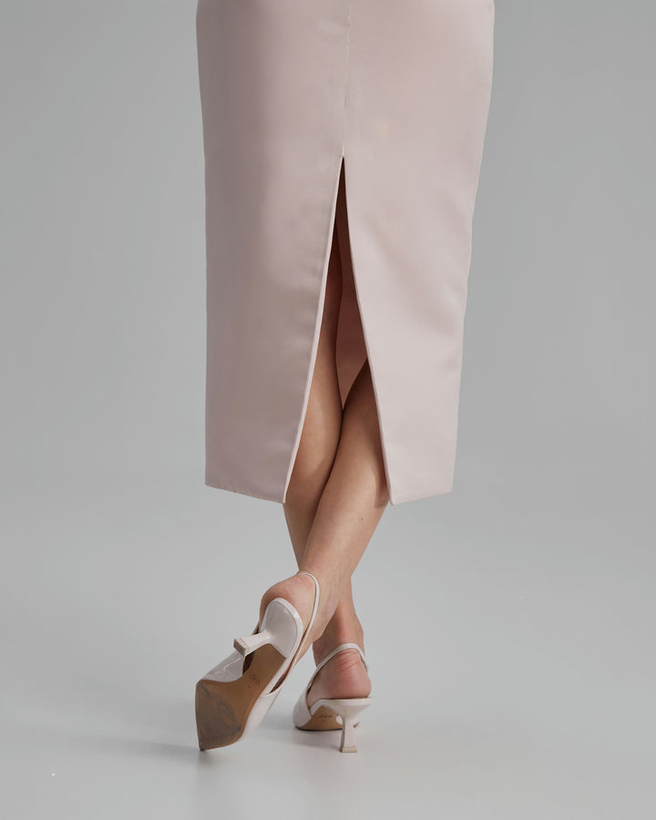 Kira dress in nude pink