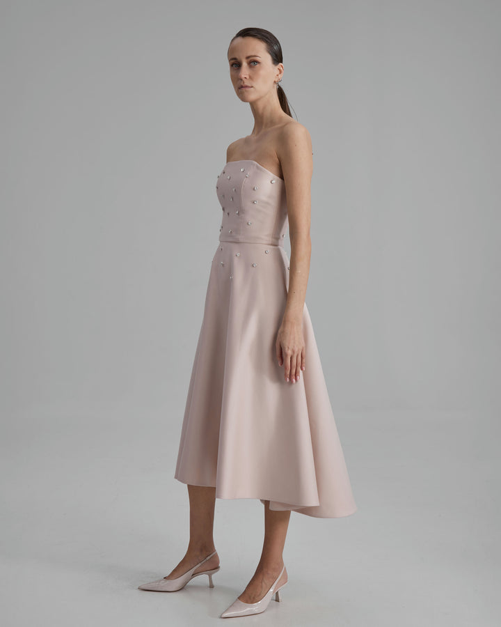 Mia dress & diamonds in nude pink