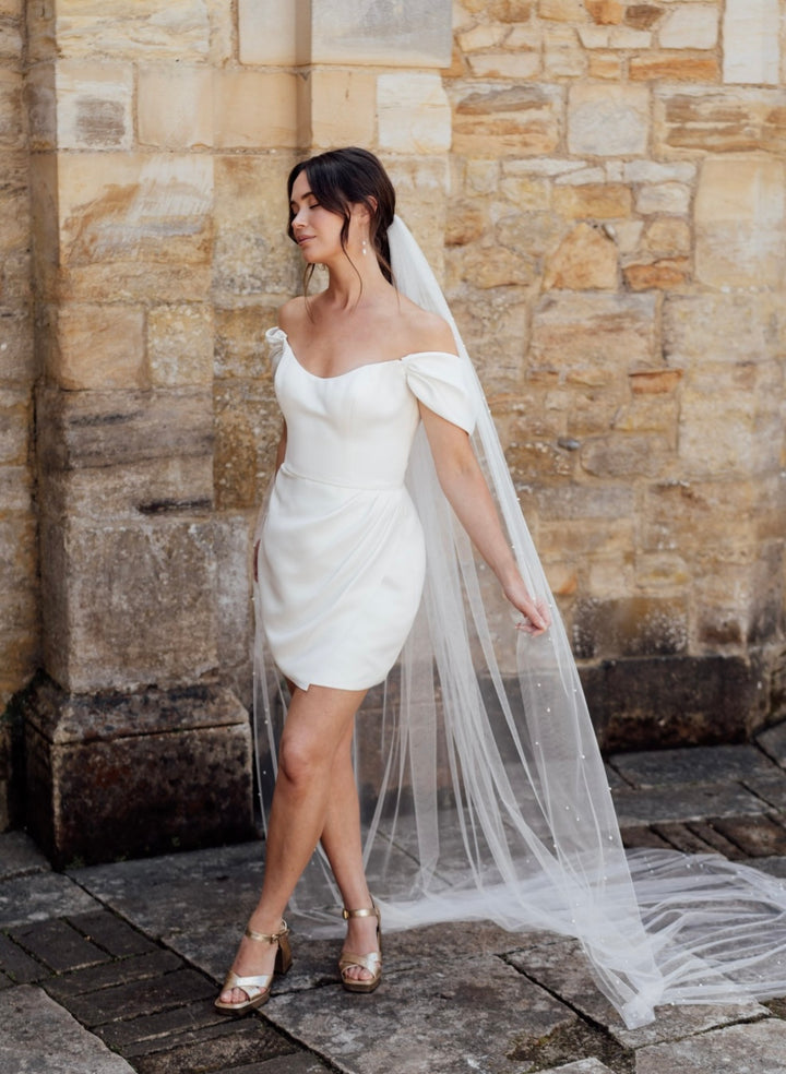 Olivia Pearl Veil