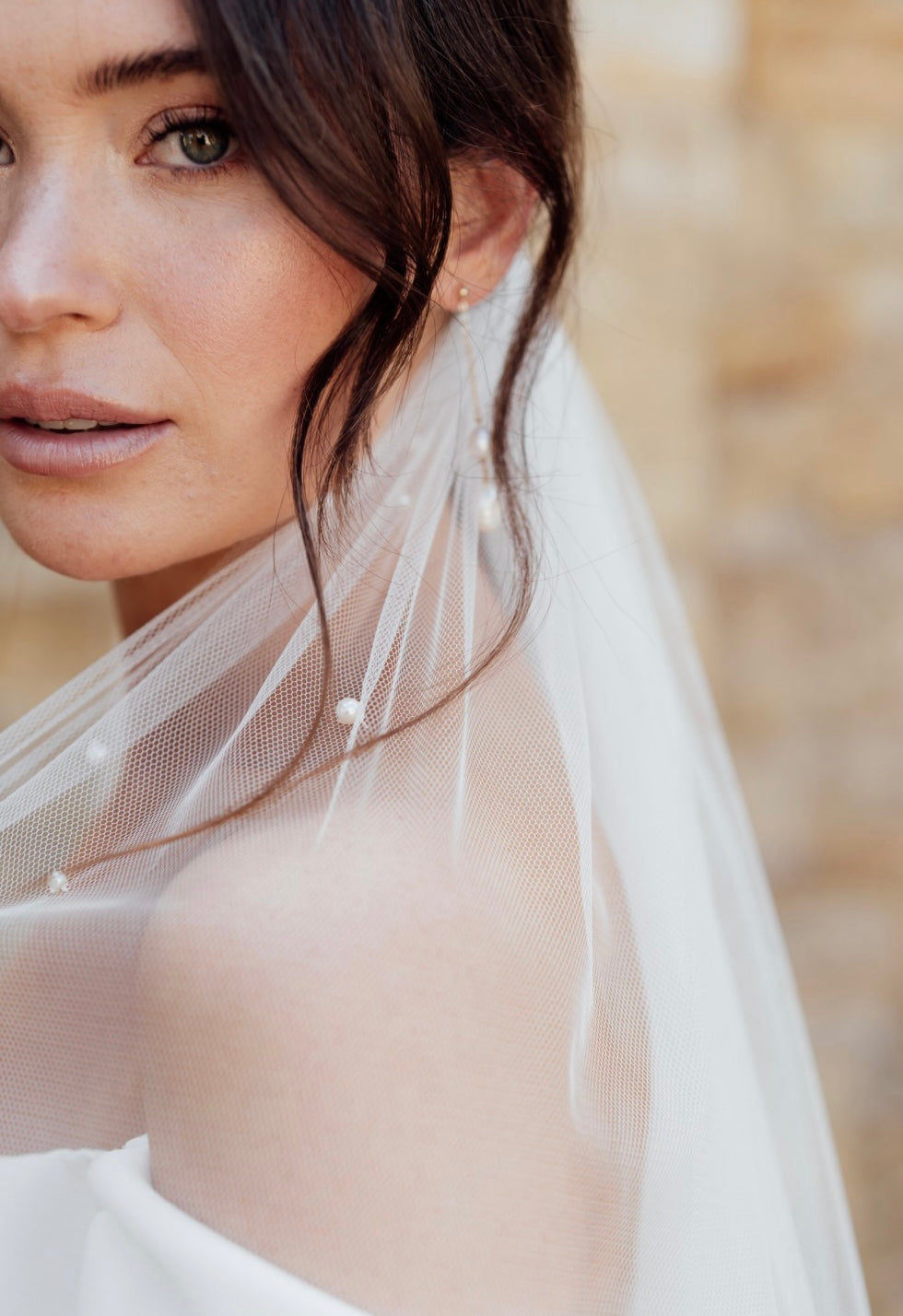 Olivia Pearl Veil