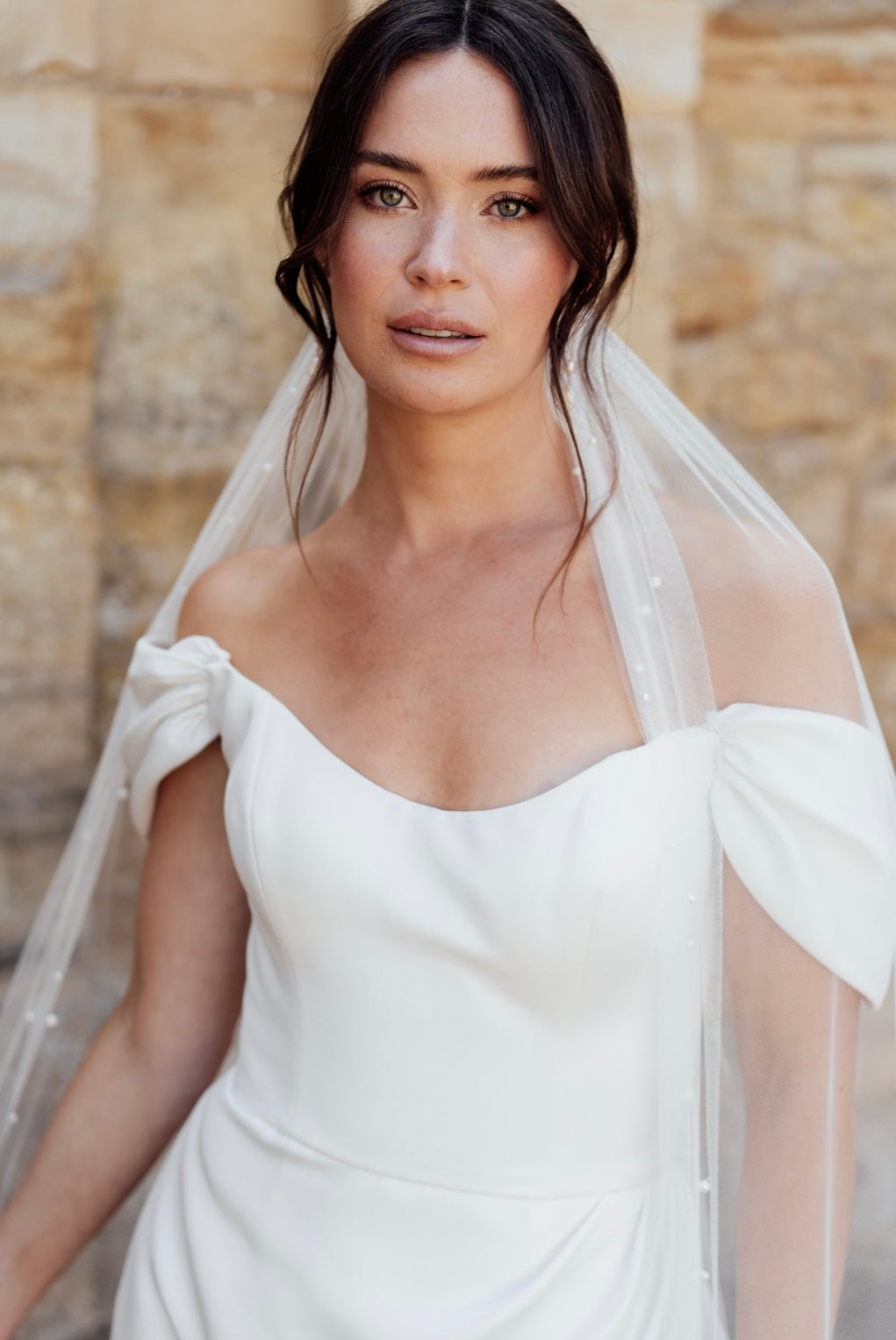 Olivia Pearl Veil