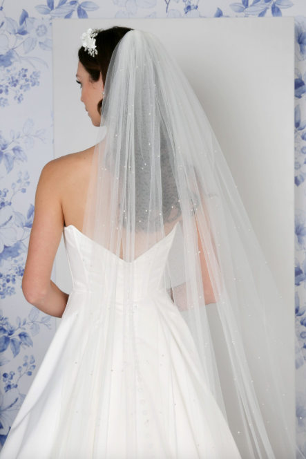 Pearl Veil C622A 98” Single Tier Ivory