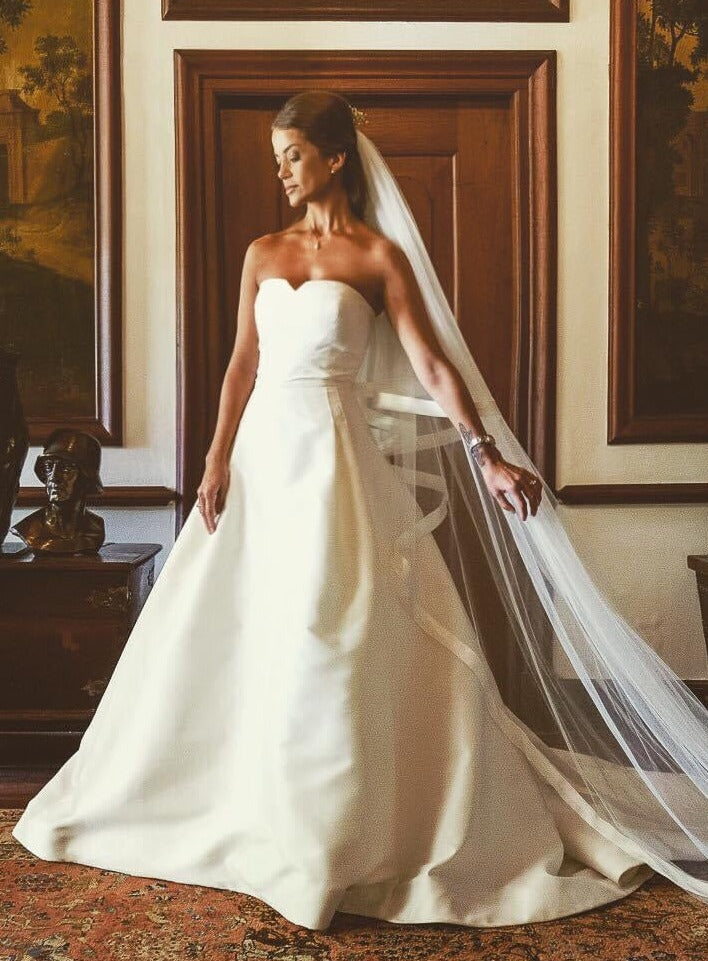 Carolina Herrera Couture Dress Traditional Wedding Dress PS Bridal P.S. Bridal Rental